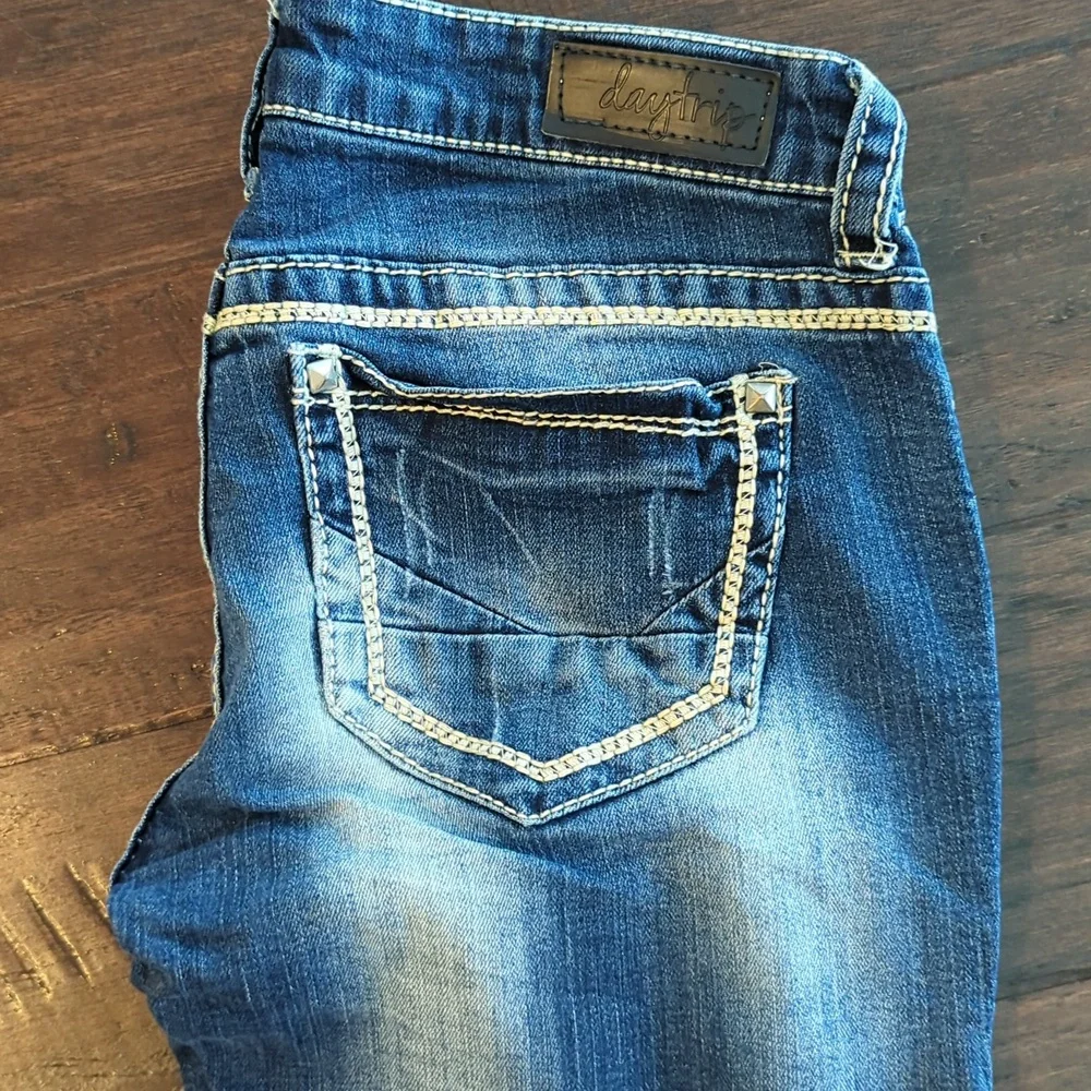 Day Trip jeans - Picture 2 of 5